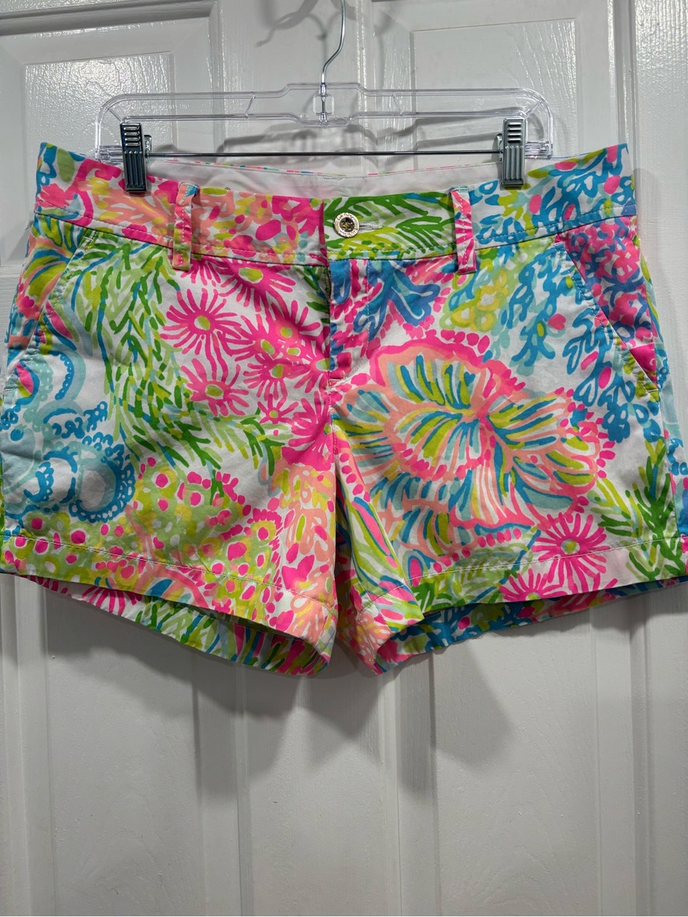 Lilly Pulitzer “Lovers Coral” Callahan shorts 12